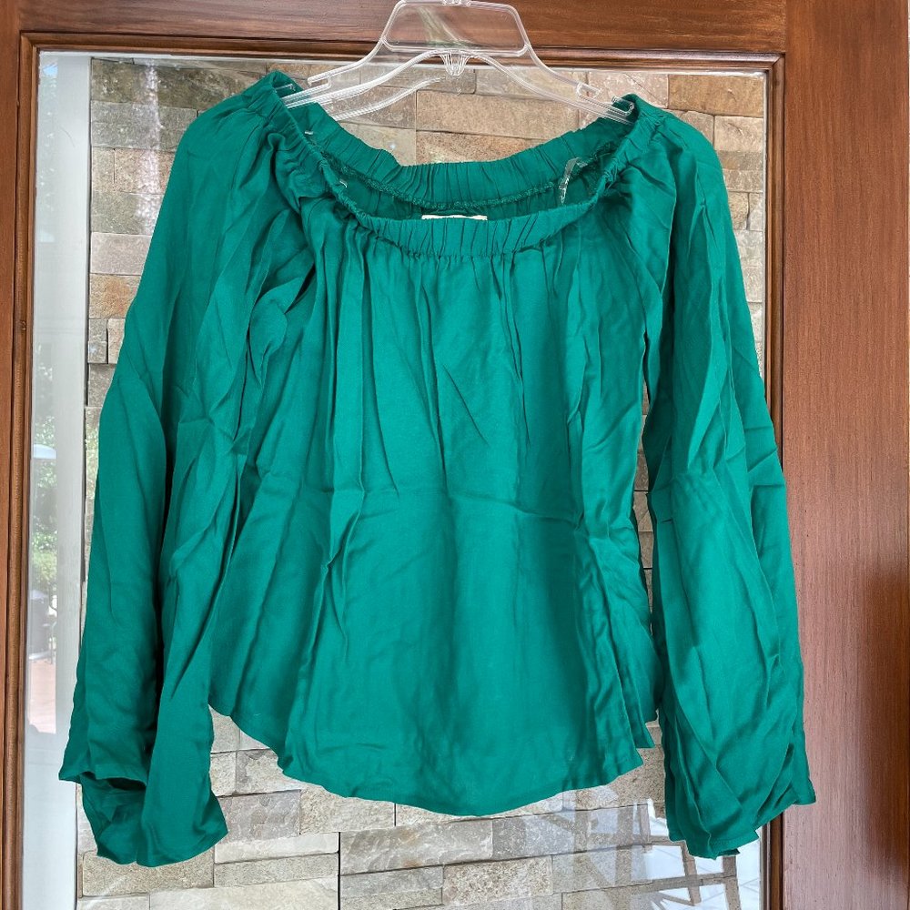 Altar'd State Green Long Sleeve Top